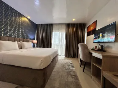 Kakanfo Inn and Conference Centre فنادق في 