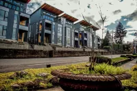 River Breeze - Modern luxury townhome, right in downtown w/panoramic river view.