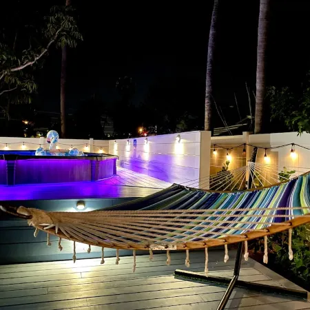 Casa Blue Flamingo - In the Florida Keys - minutes from the beach