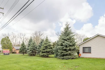 1BR w Smart TV AC Self Check-in MI