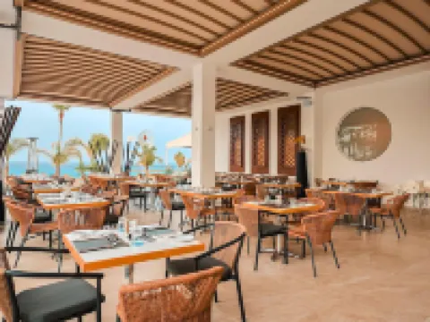 卡沃馬里斯海灘酒店 布達拉斯酒店