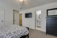 Spacious , Family Friendly, Close to Ft Gordon, Hospitals, Shopping, Sleeps 7
