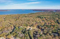 Pottsboro Group Getaway Close to Lake Texoma! - Wifi