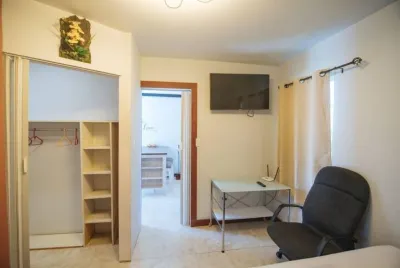 Blu Halo certified - Angela's Place Hotels in 