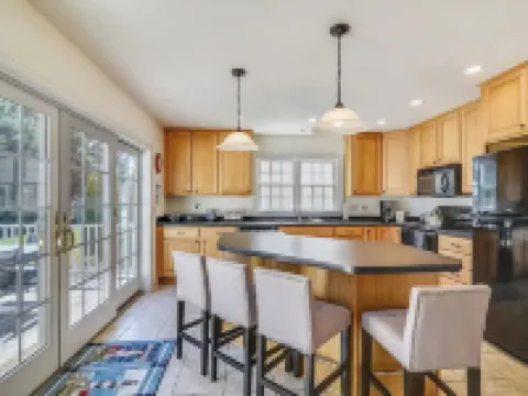 Large 6 BR, 3 BA Turtle Walk of Bethany-14 Guests Hotels in Bethany Beach