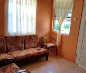 Charming Fully Furnished One Bedroom House - Your Perfect VRBO Retreat! Hotel a Westerhall Land Settlement