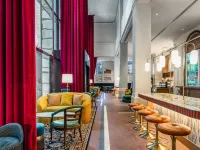 Hilton Garden Inn Chicago Central Loop Hotels near Union Station