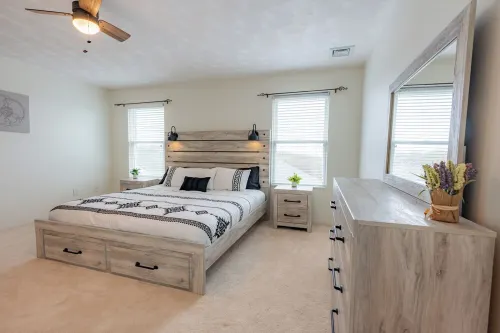 Spacious 5-bedroom house with Majestic Views Hot Tub in delightful Hidden Valley