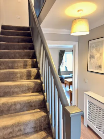 Spacious, entire 3 bedroom house in Wool (The Purbecks)