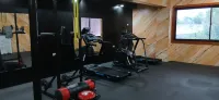 麥克皇家酒店 - 健身室/gym room