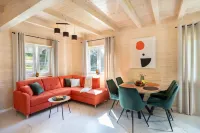 Manialand - Gemütliche Holzhütte Nahe Krakau Hotels in Wadowice County