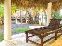 VIP - "Villa Infinito"Bani's Beachside Mansion! Hotels in Villa Sombrero