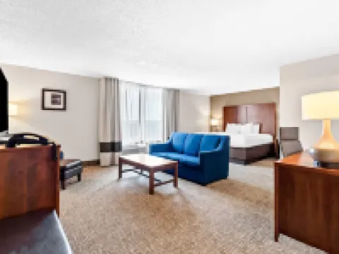 Comfort Inn University Hotels in Wilmington