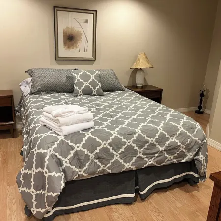 #11 2-bedroom apartment in historic Lorain, across from Palace Theatre.