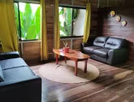 Rustic cabin in La Fortuna/ (Breakfast included)