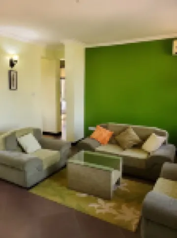 Chic 2-bedroom with WiFi and AC in marvelous Arusha