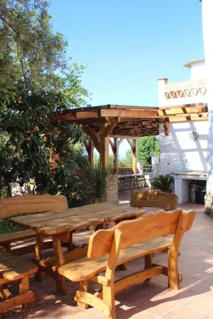 Cortijo Al-Andalus Casa Azahar Отели в г. Орхива