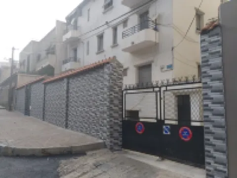 Ideal apartment for your stay in Algiers with terrace and parking