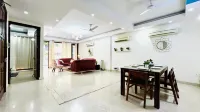 BluO 3BHK Safdarjung Enclave - Lift,Terrace Garden