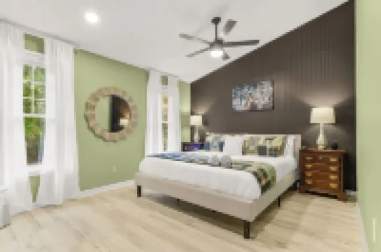 7BR Massanutten Home with Hot Tub, Sauna, and Game Room. Sleeps 18!