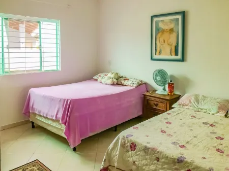 House On Praia Da Pinheira with great location close to the beach