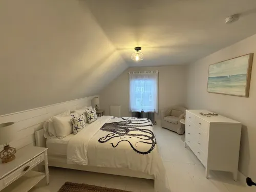 Charming 3-bedroom cottage in fabulous Greenport