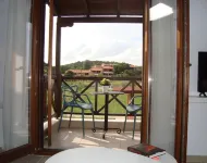 Beachfront stylish maisonette in Ierissos - Beach house by the sea! Hotels in Aristotelis