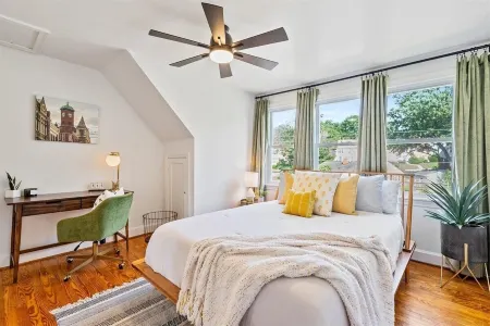 Queen City Twin of Staunton VA