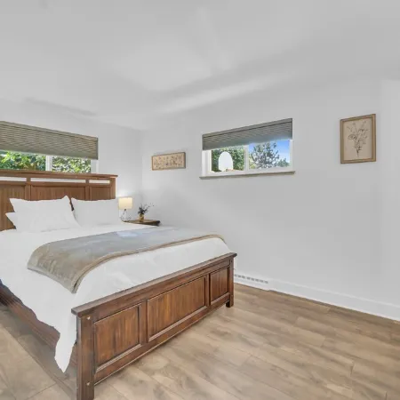 Newly remodeled 5-bedroom house 1.8 mi to Old Town Arvada Hot Tub, AC