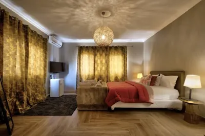 Luxurious 10 bedroom Villa with free car  호텔