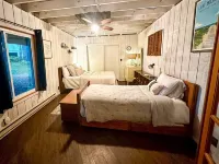 Spacious 5-bedroom A-Frame in South Haven with view of Lake Michigan Hotels in Casco Township