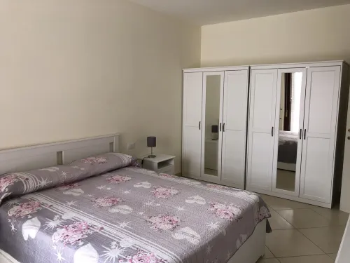 A la gauche! Faculty of Agricultural Medicine "City of cinema" United Hospitals Stadium