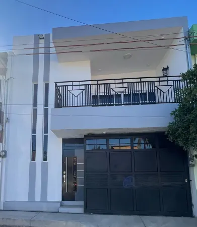 Cozy 2-bedroom apartment in charming Tequila with WiFi, AC