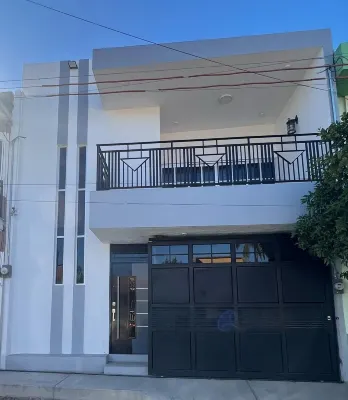 Cozy 2-bedroom apartment in charming Tequila with WiFi, AC