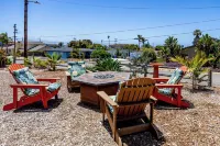 Seaside Garden Escape, A Stroll to the Beach!