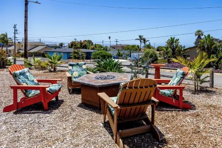 Seaside Garden Escape, A Stroll to the Beach!