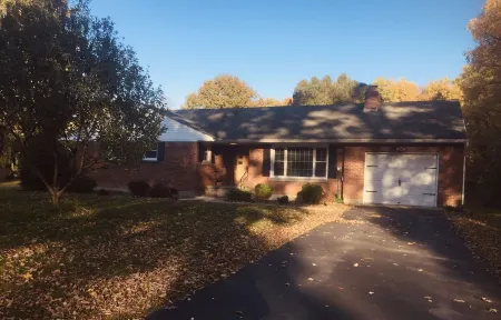 Adorable Saratoga track, SPAC, Skidmore short term rental.