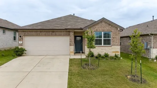 LoneStar Stay~ New and Spacious 4-bedroom house in charming Georgetown