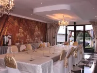 Leonardos Guesthouse Hotels in Mbombela