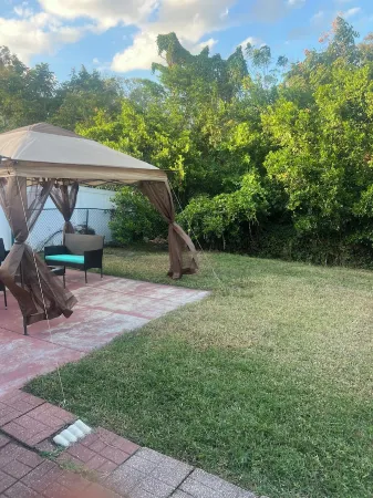 Charming 3-bedroom house in pleasant Port Richey with AC, WiFi