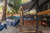 Hot Tub, Game Loft, Family Friendly Lots of Kids Toys!