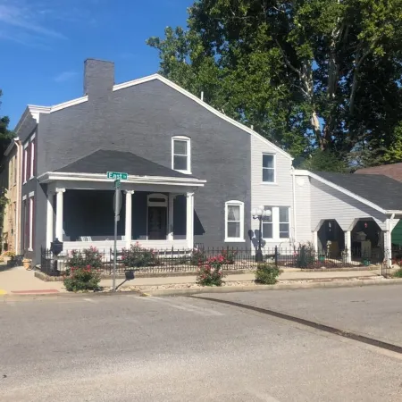 Charming 3-bedroom house in lovely downtown Madison.