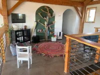 Gorgeous large 2-bdrm w'mtn views, lg yard, fire pit in delightful Anchor Point Hotels in Anchor Point