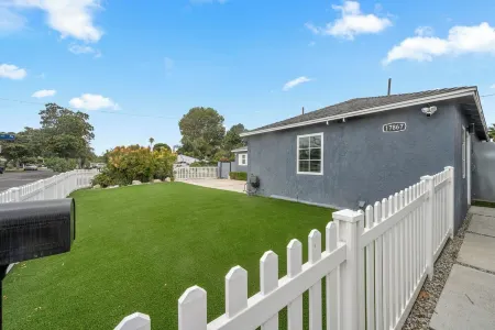 Stylish Brand-new ADU in Reseda