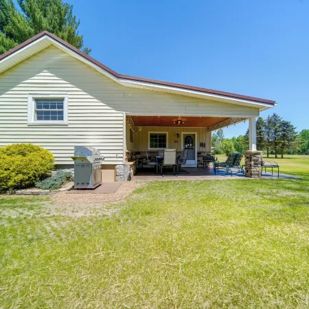 Pet-Friendly Centerville Home w/ Fire Pit & Grill