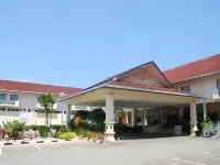Hotel Seri Malaysia Port Dickson Hotels near Pantai Saujana