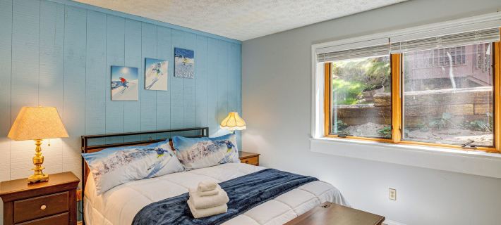 Hike, Ski and Fish! Sunset-View Condo in Beech Mtn Ξενοδοχεία στην πόλη Beech Mountain