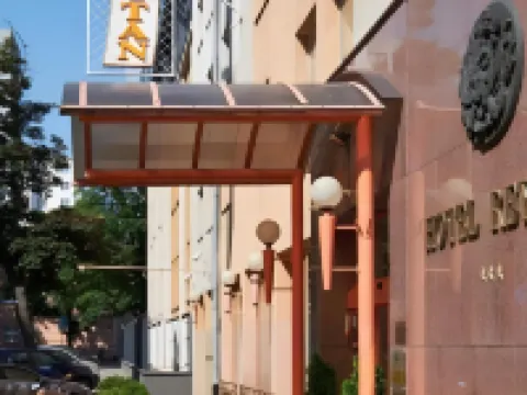 Hotel Reytan Hotels near Royal Baths Park