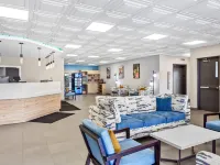Quality Inn & Suites Hotels near State Museum