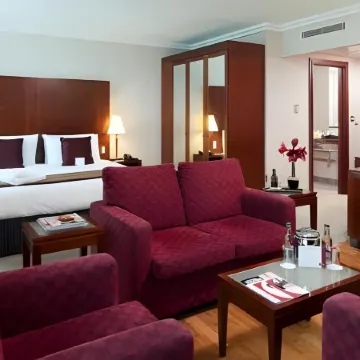 Crowne Plaza BIRMINGHAM NEC by IHG Отели рядом с достопримечательностью «Смолл Хит Парк»